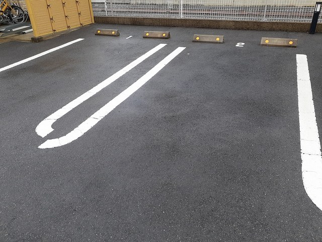 14/20 駐車場