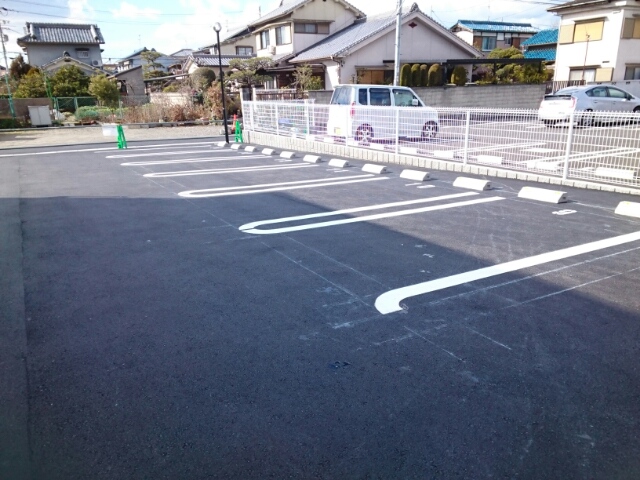 14/20 駐車場