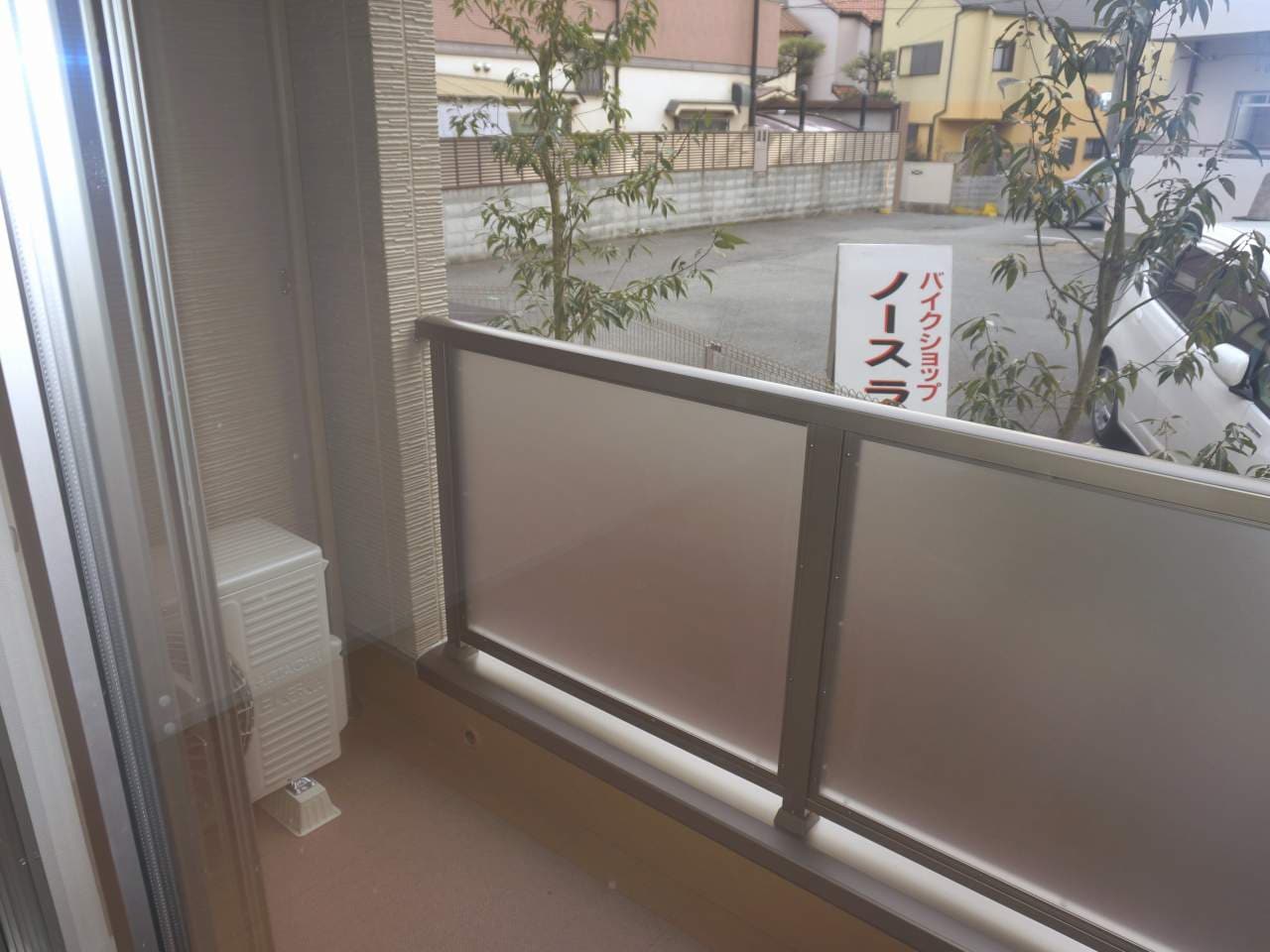 14/20 駐車場