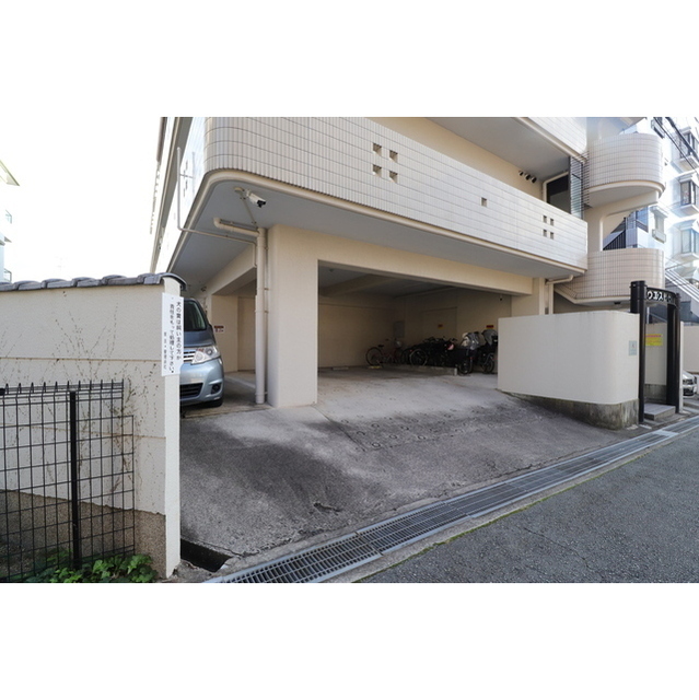 5/6 駐車場