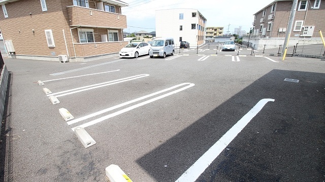 14/20 駐車場