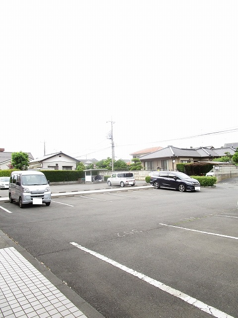14/20 駐車場