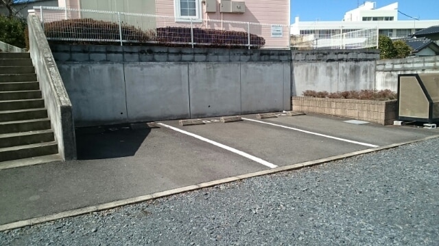 14/20 駐車場