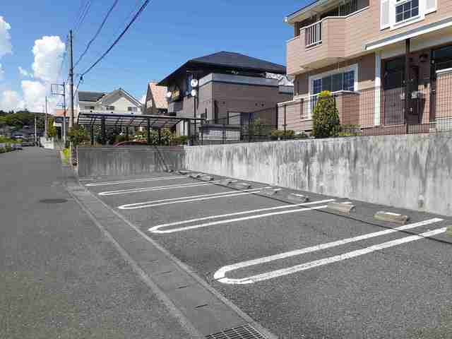 14/20 駐車場