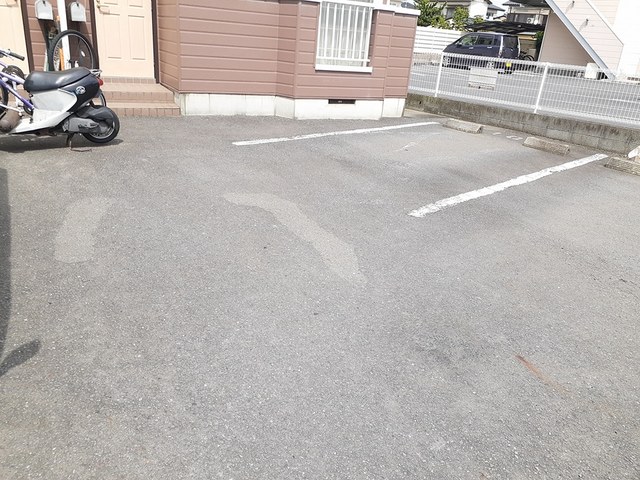 14/20 駐車場