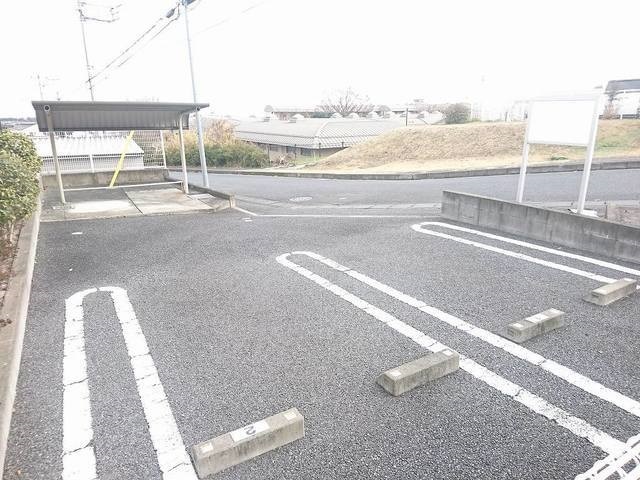 14/22 駐車場