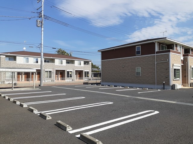 14/20 駐車場