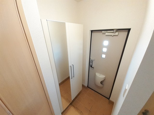6/20 玄関
