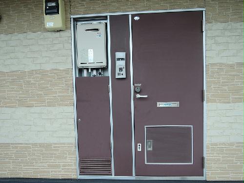 13/20 エントランス