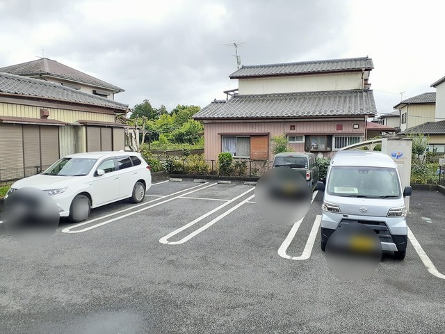 14/20 駐車場