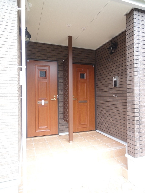 13/20 エントランス