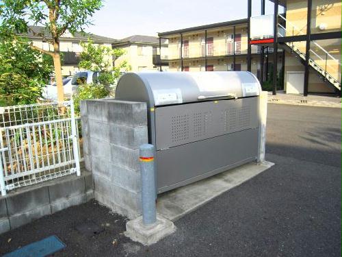 13/19 エントランス