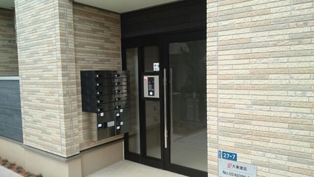 14/20 エントランス