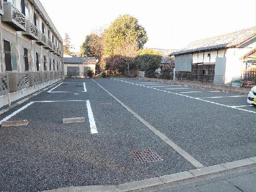 2/2 駐車場