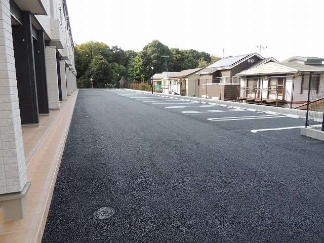 14/20 駐車場