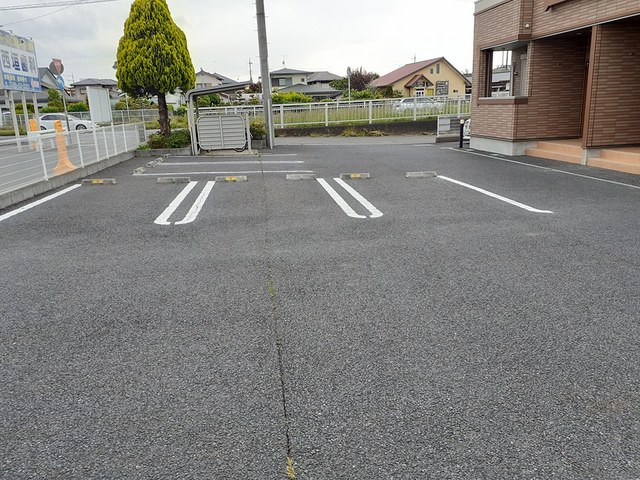 14/20 駐車場