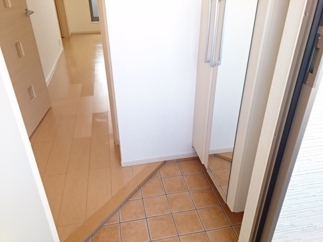5/20 玄関