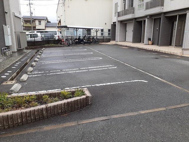2/8 駐車場
