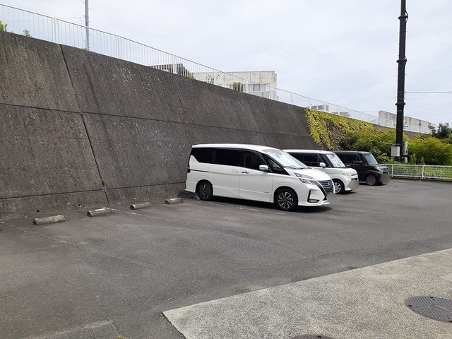 14/20 駐車場