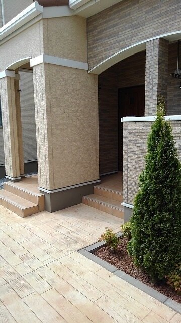 21/28 エントランス