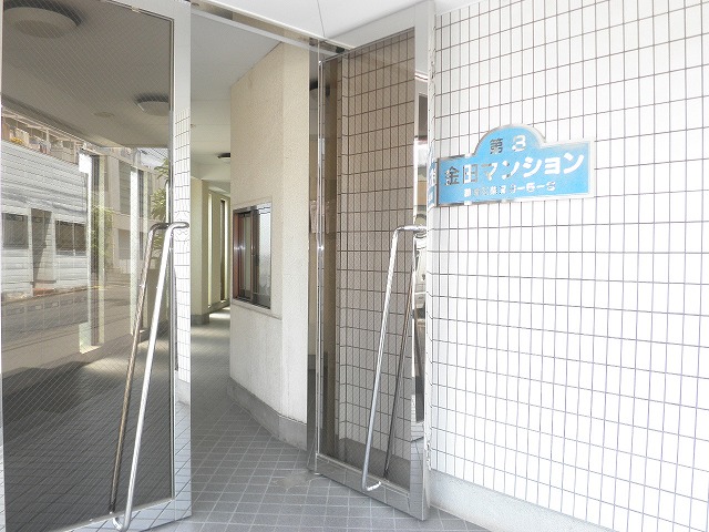 29/30 エントランス