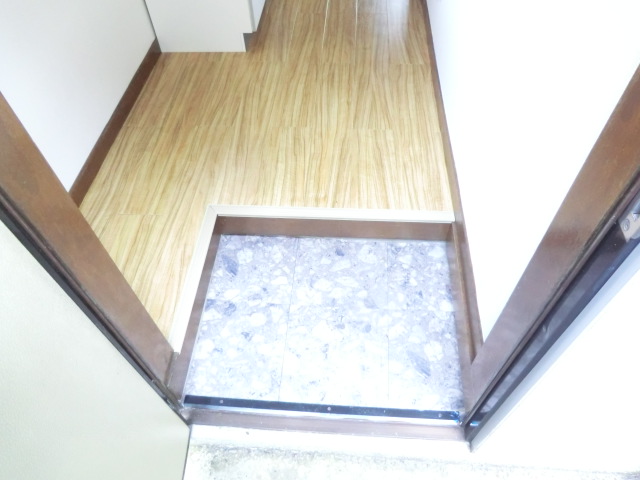 14/21 エントランス