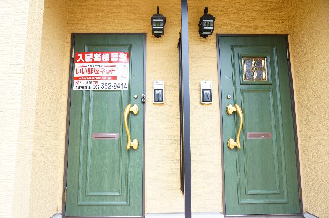 21/30 エントランス