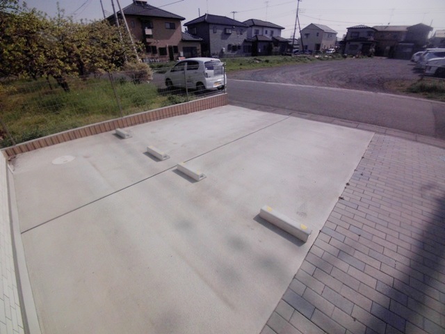 17/24 駐車場