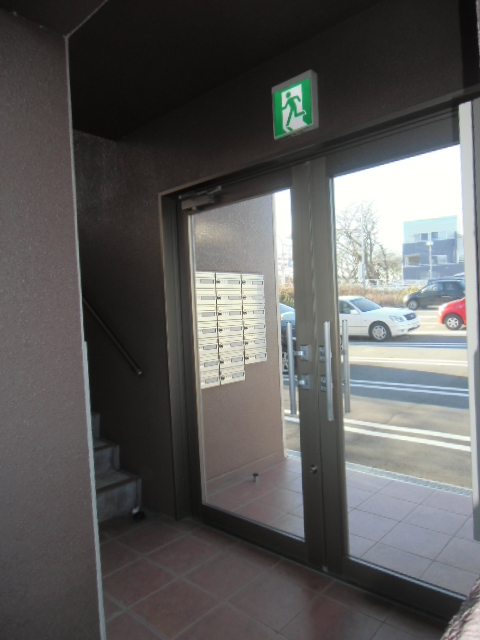 21/23 エントランス