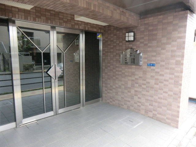 17/18 エントランス