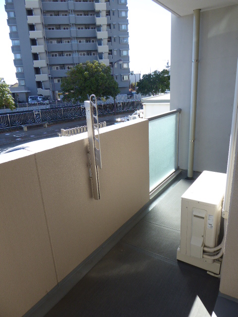 16/23 バルコニー
