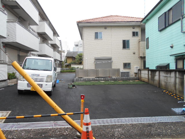 22/25 駐車場