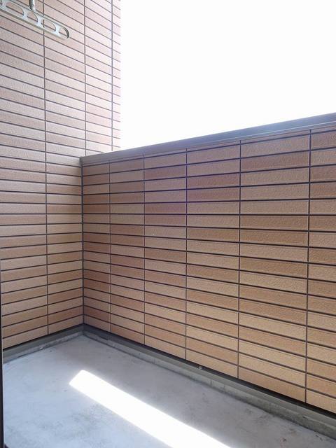 13/20 バルコニー