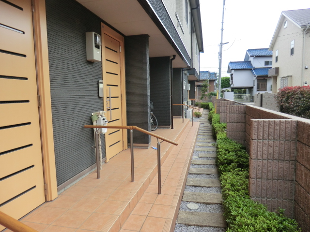 14/16 エントランス