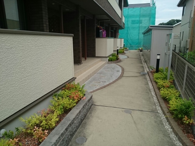 14/20 エントランス