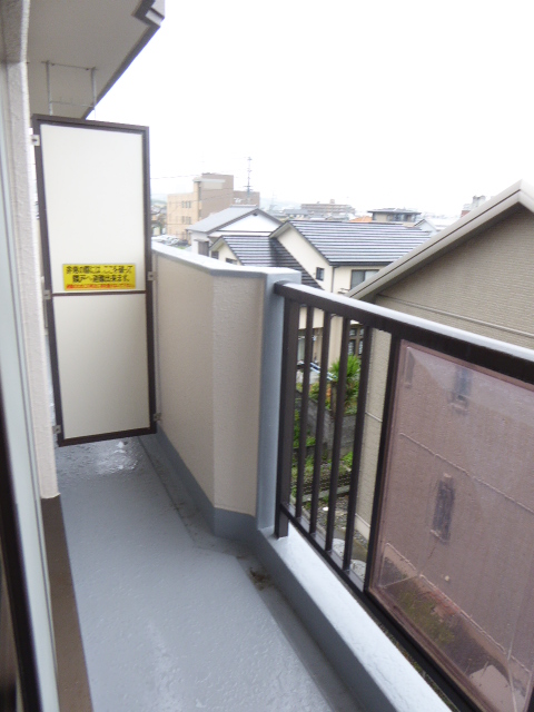 18/23 バルコニー