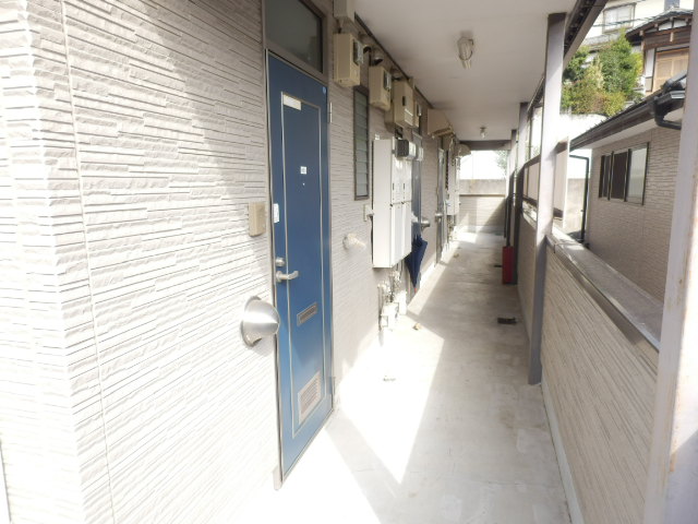 22/29 エントランス