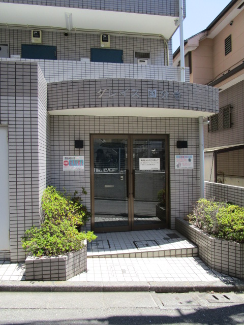 21/29 エントランス