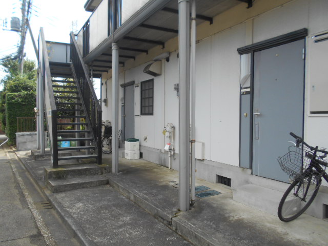 22/30 エントランス