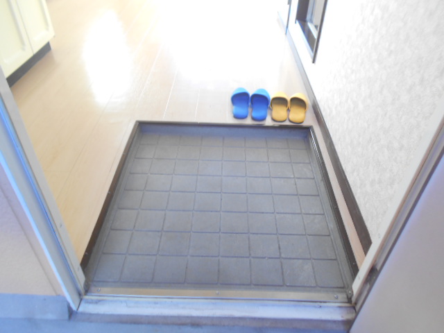 5/30 玄関
