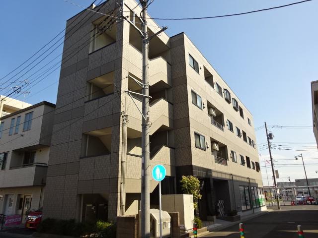 22/30 エントランス