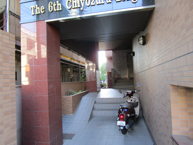 22/30 エントランス