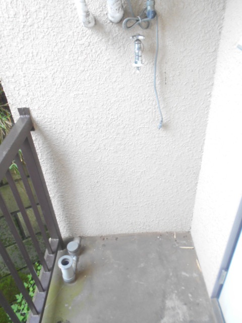 21/30 エントランス