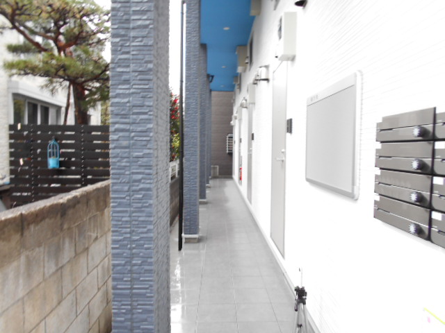 22/30 エントランス