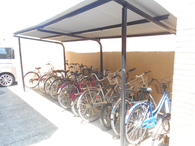 22/30 駐車場