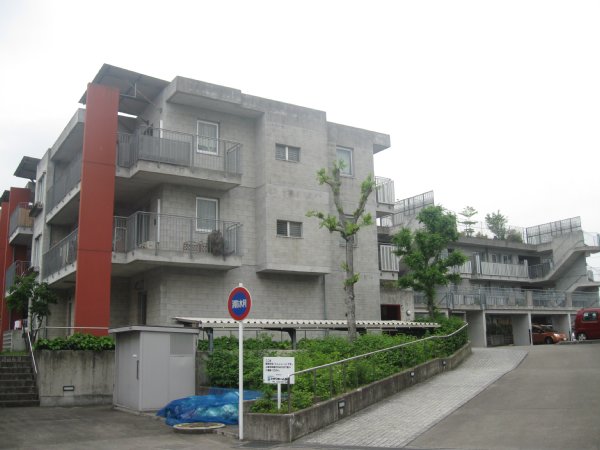 2/30 外観
