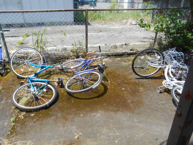 21/30 エントランス