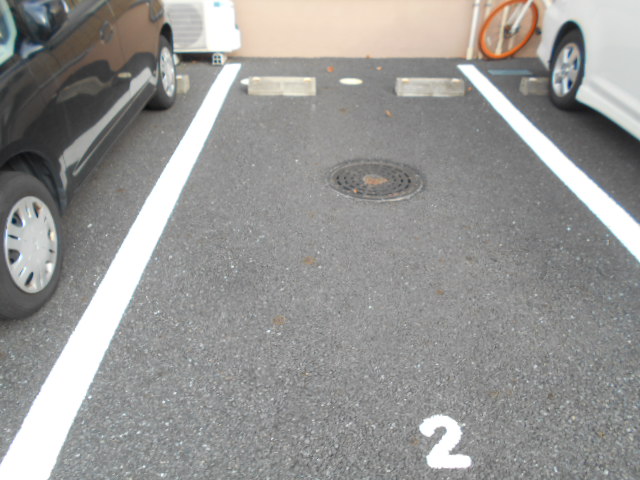 22/30 駐車場