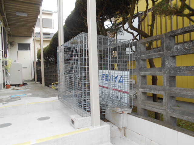 22/30 エントランス