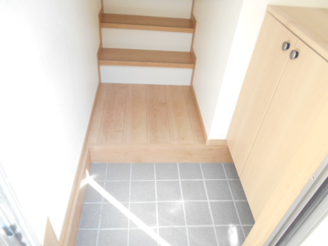 22/30 エントランス